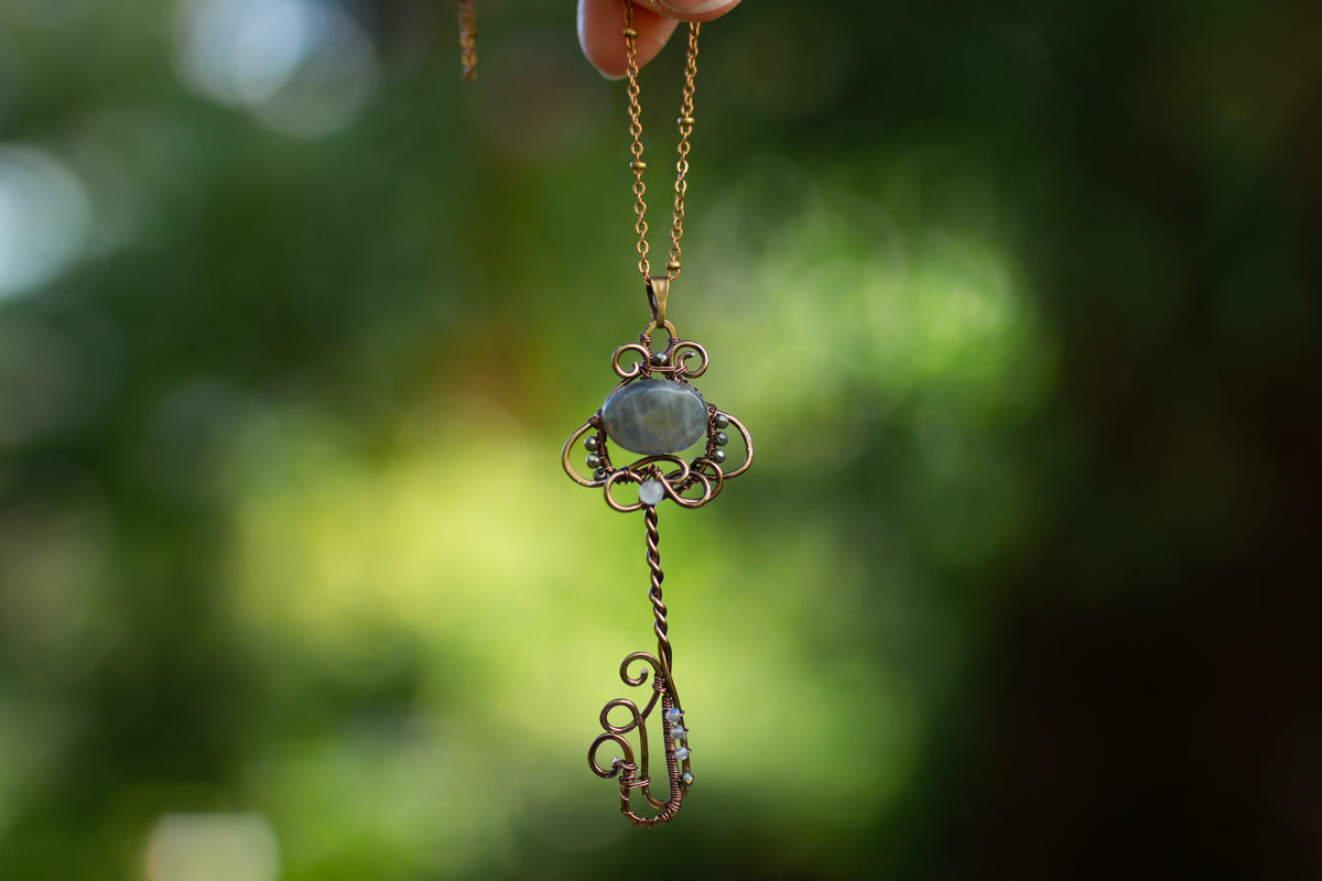 Collier "Clé du domaine de la clef"